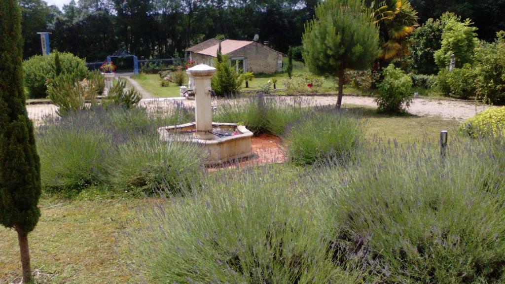 Chateau Sainte Marie Ξενοδοχείο Dompierre-sur-Charente Εξωτερικό φωτογραφία