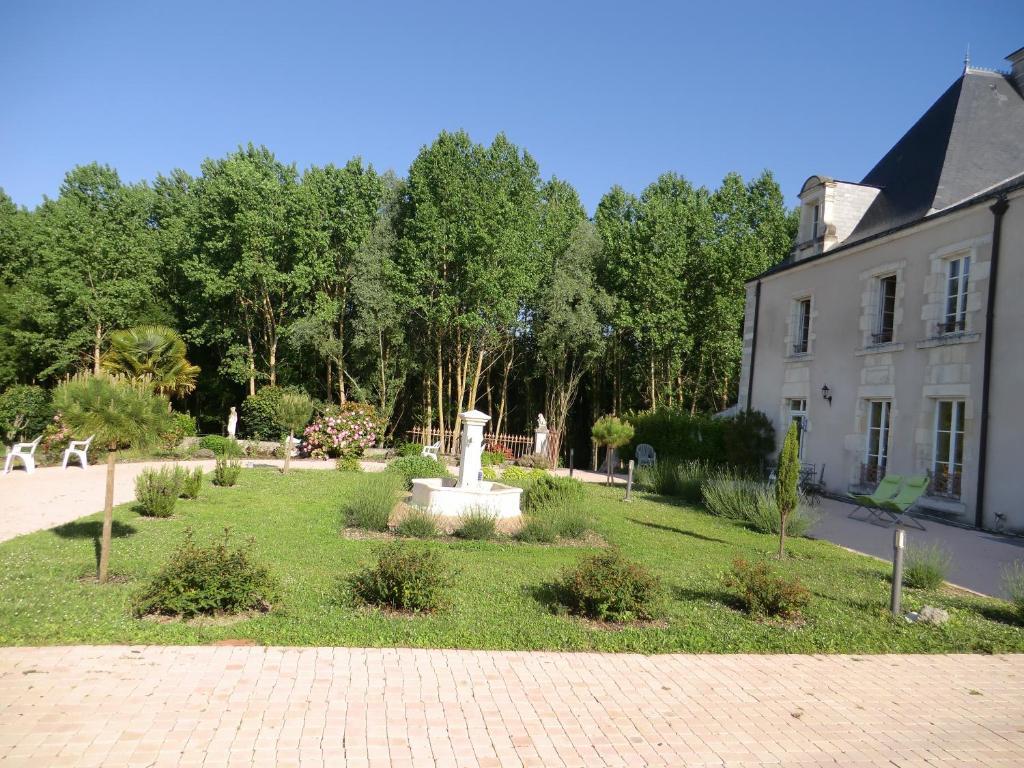 Chateau Sainte Marie Ξενοδοχείο Dompierre-sur-Charente Εξωτερικό φωτογραφία